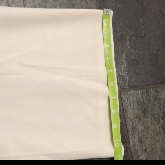 New cream Express editor slacks - Picture 5 of 6